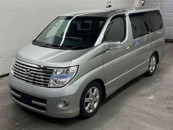 Used Nissan Elgrand 2006 for sale - 75330511: Photo 2