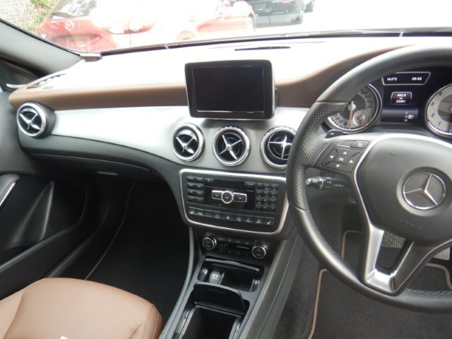 Used Mercedes-Benz GLA 2015 for sale - 76383396: Photo 13