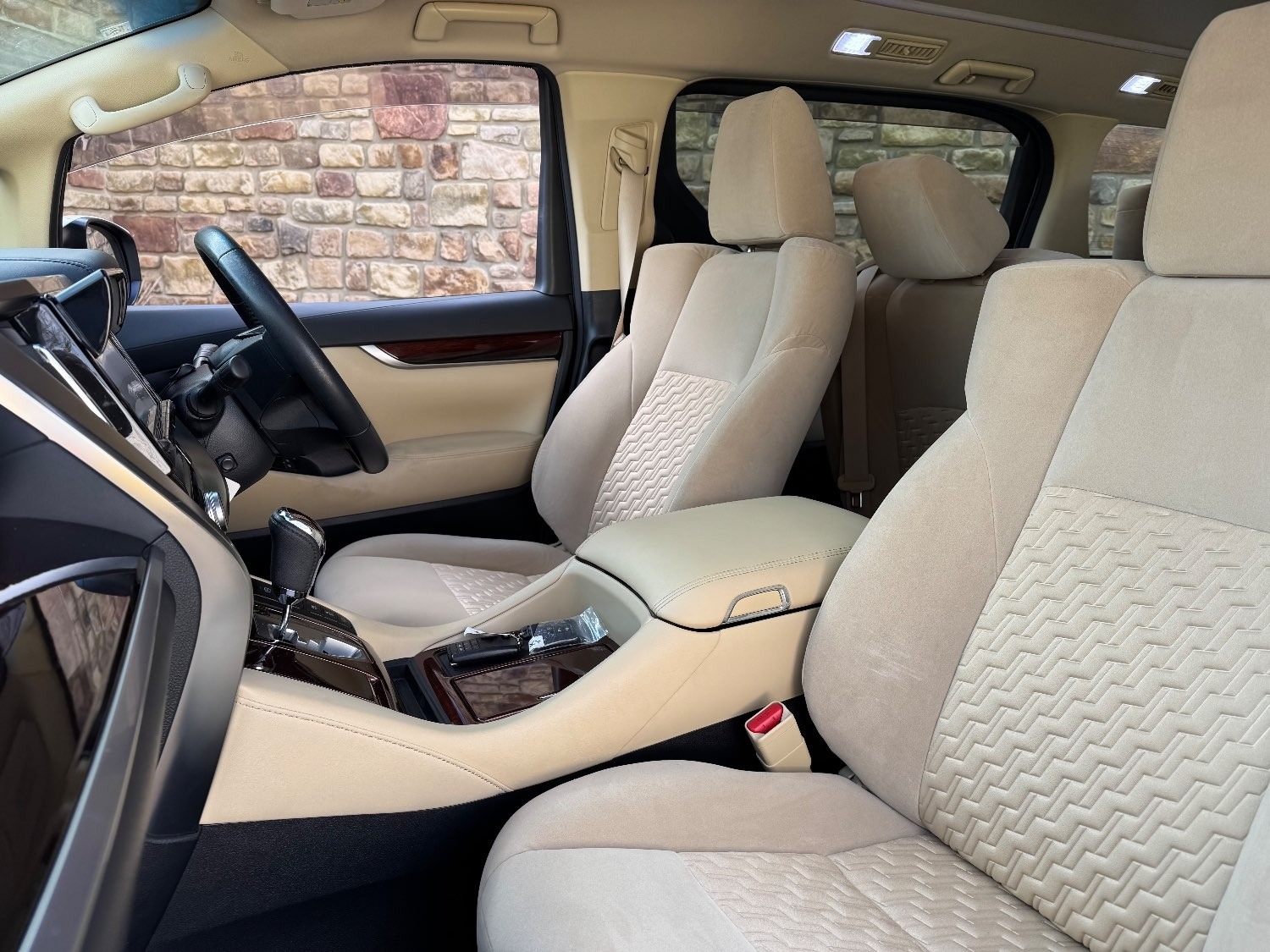 Used Toyota Alphard 2015 for sale - 76505667: Photo 11