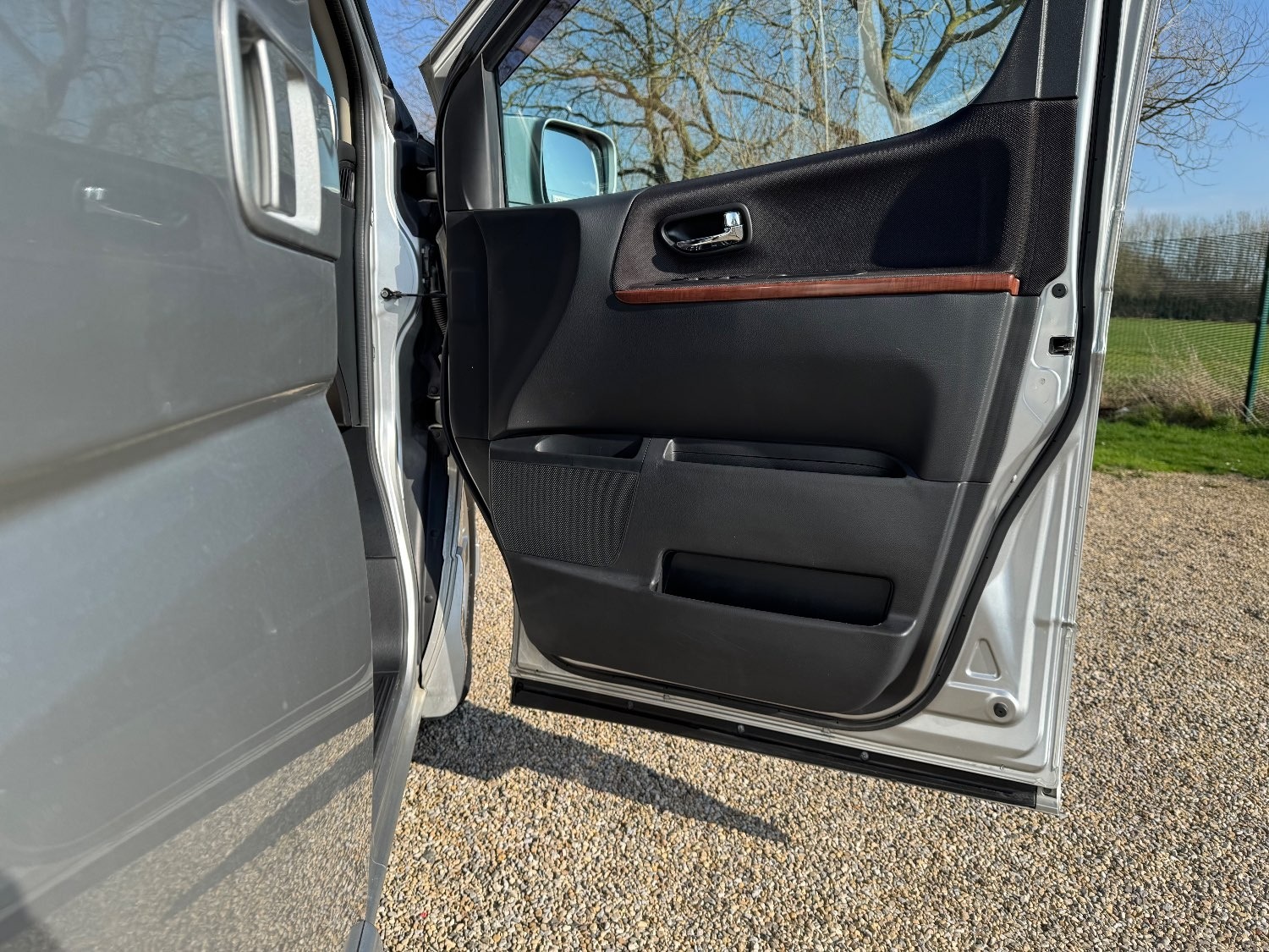 Used Nissan Elgrand 2007 for sale - 76300555: Photo 17