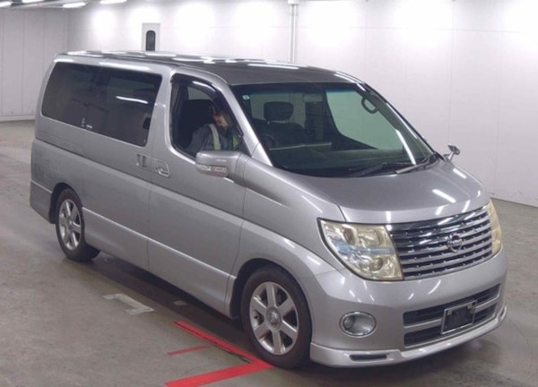 Used Nissan Elgrand 2007 for sale - 76300555: Photo 1