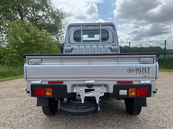 Used Daihatsu Hijet 2024 for sale - 73419657: Photo 7