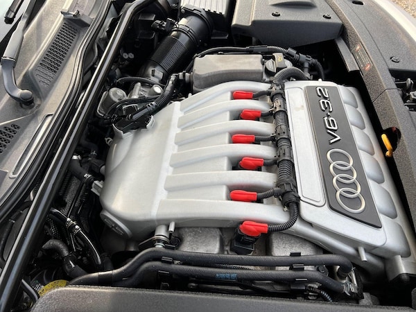 Used Audi TT 2004 for sale - 67874773: Photo 19