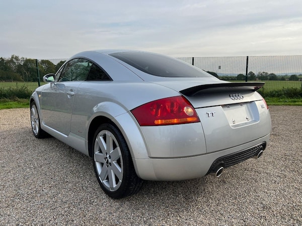 Used Audi TT 2004 for sale - 67874773: Photo 3