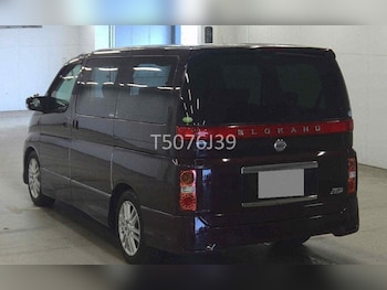 Used Nissan Elgrand 2007 for sale - 76450041: Photo