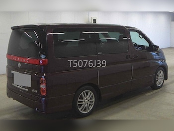 Used Nissan Elgrand 2007 for sale - 76450041: Photo