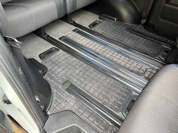 Used Nissan Elgrand 2006 for sale - 69338042: Photo 15