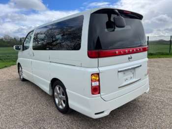 Used Nissan Elgrand 2006 for sale - 69338042: Photo