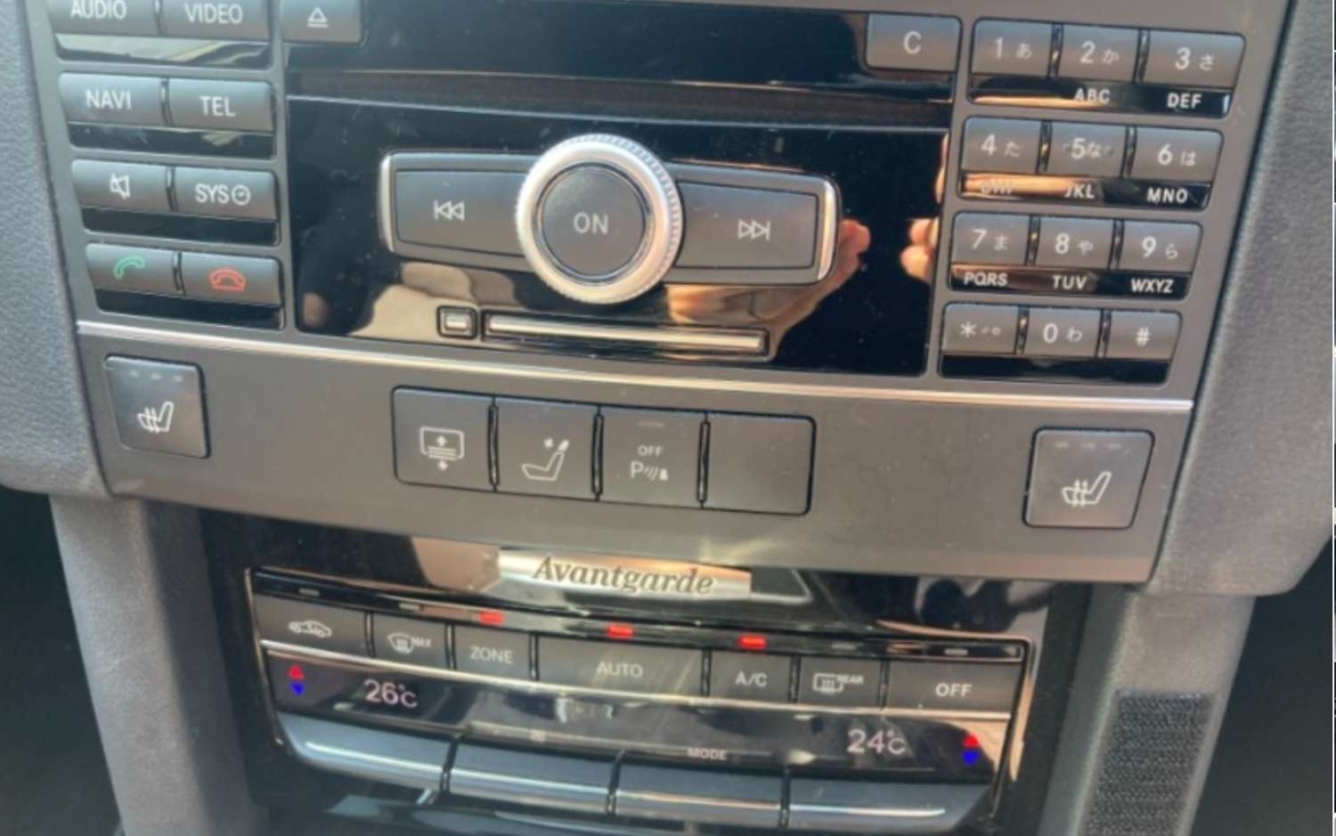 Used Mercedes-Benz E Class 2010 for sale - 77971226: Photo 10