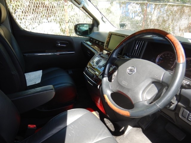 Used Nissan Elgrand 2007 for sale - 75996144: Photo 10