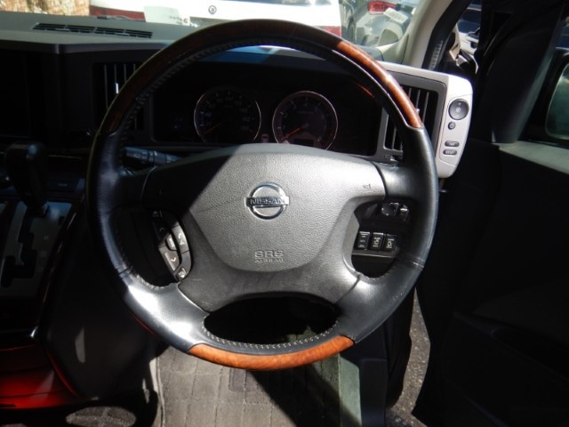 Used Nissan Elgrand 2007 for sale - 75996144: Photo 11