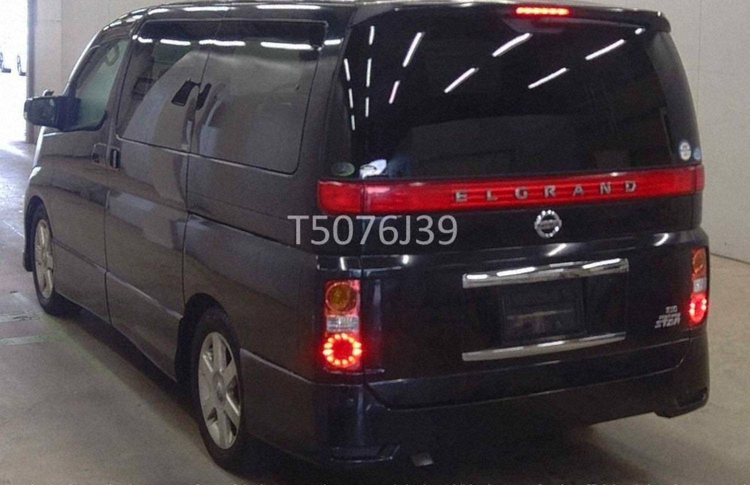 Used Nissan Elgrand 2007 for sale - 75996144: Photo 6
