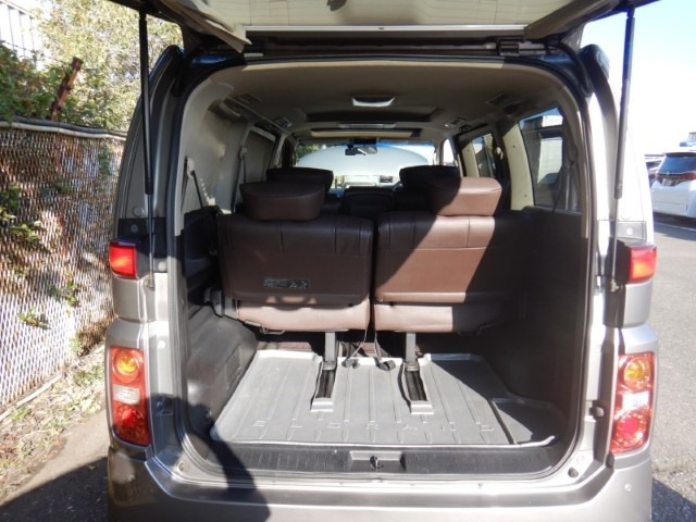 Used Nissan Elgrand 2009 for sale - 76543095: Photo 11