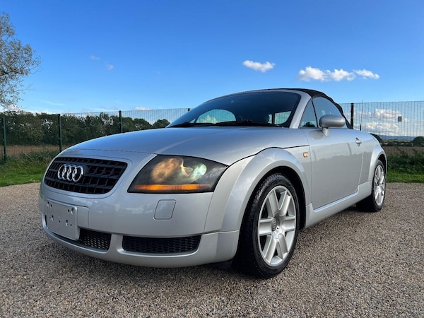 Used Audi TT 2004 for sale - 67686038: Photo 1