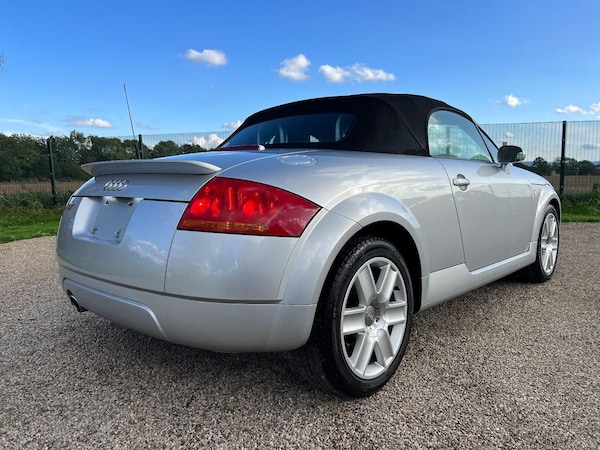 Used Audi TT 2004 for sale - 67686038: Photo 4