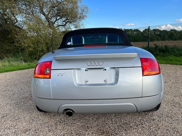 Used Audi TT 2004 for sale - 67686038: Photo 8