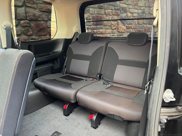 Used Nissan Serena 2009 for sale - 63287184: Photo 12