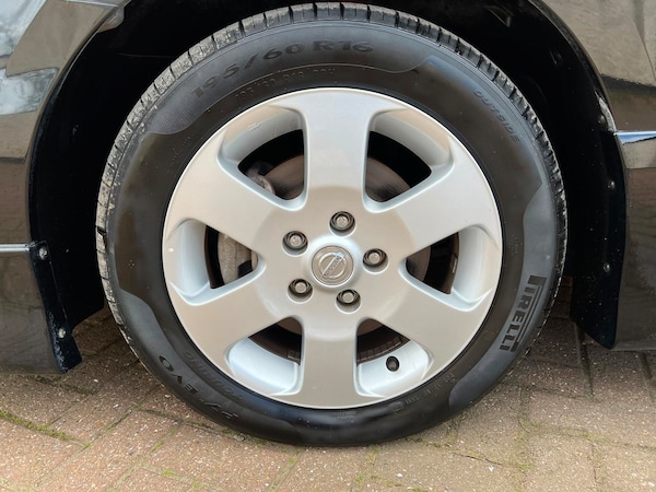 Used Nissan Serena 2009 for sale - 63287184: Photo 18