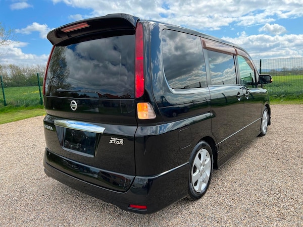 Used Nissan Serena 2009 for sale - 63287184: Photo 4