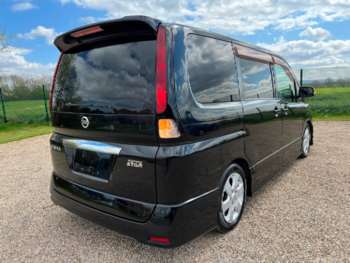 Used Nissan Serena 2009 for sale - 63287184: Photo