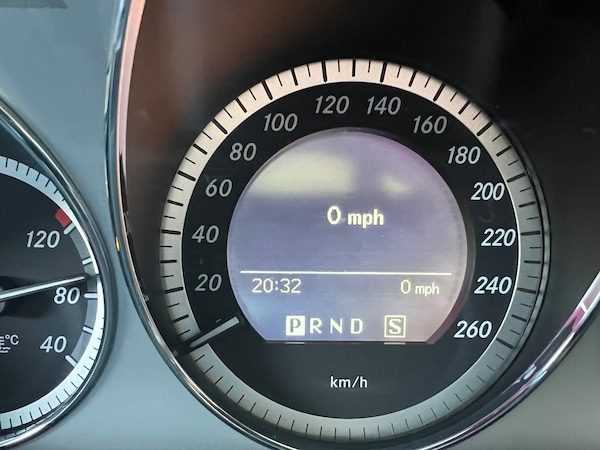 Used Mercedes-Benz C Class 2010 for sale - 72514476: Photo 13