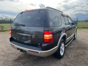 Used Ford Explorer 2005 for sale - 72917959: Photo