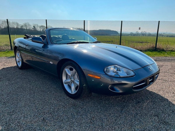 Used Jaguar XK8 for sale - 59709783: Photo 2