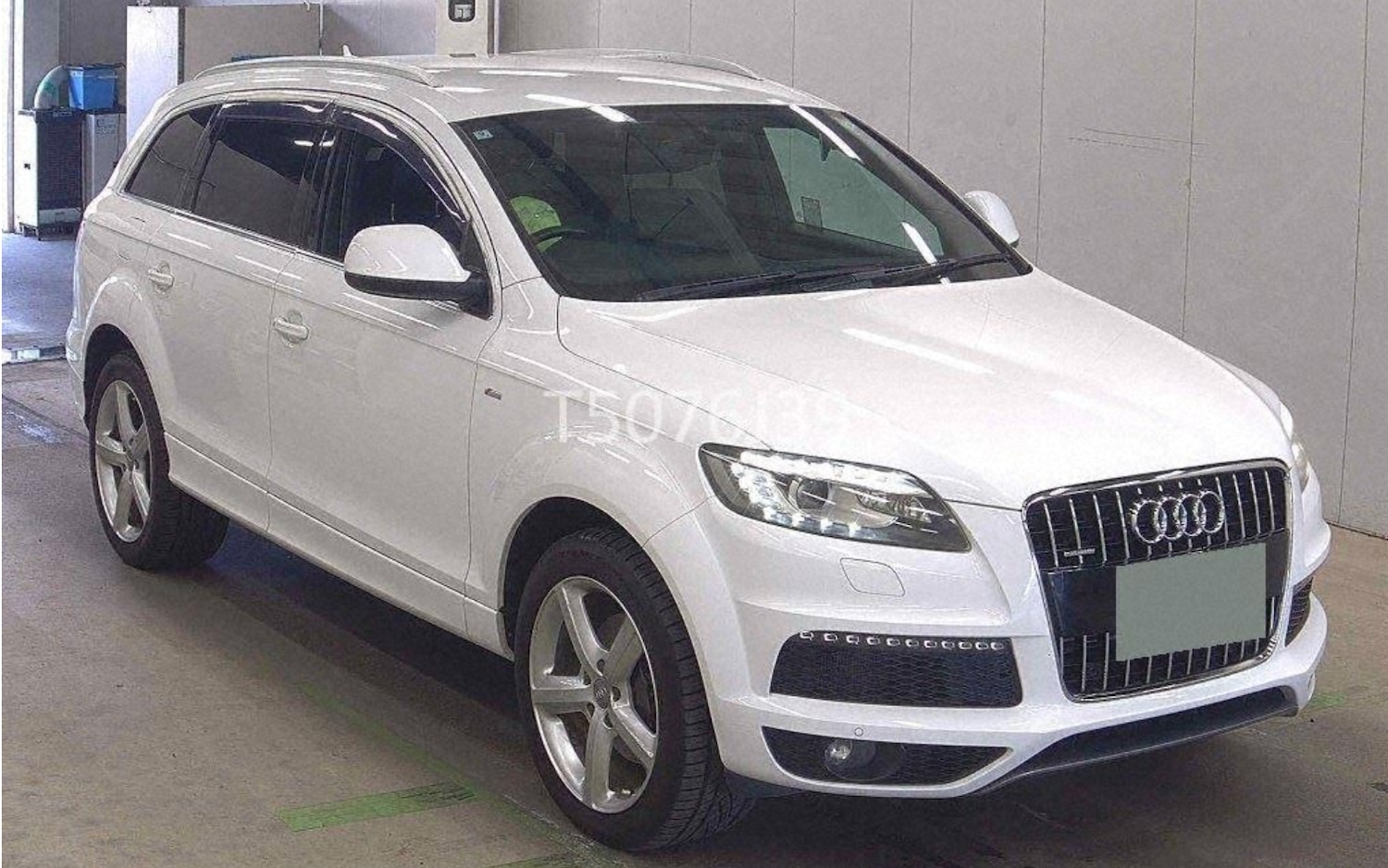 Used Audi Q7 2011 for sale - 76983973: Photo 2