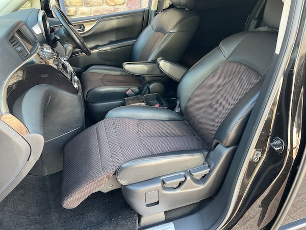 Used Nissan Elgrand 2011 for sale - 70315703: Photo 11