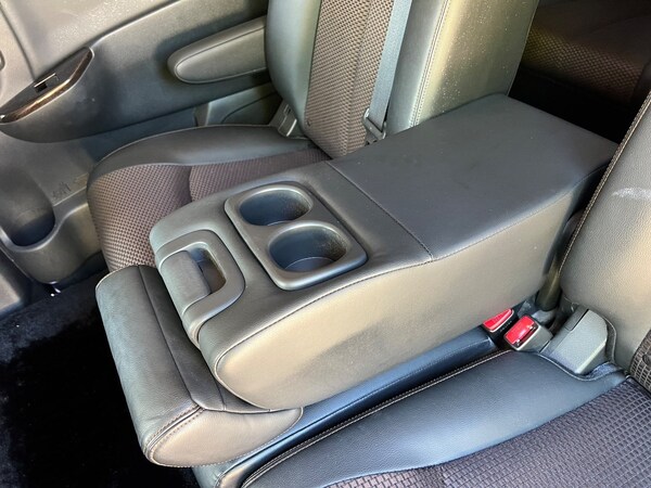 Used Nissan Elgrand 2011 for sale - 70315703: Photo 15
