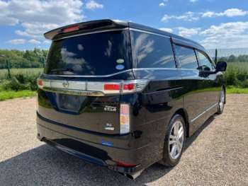 Used Nissan Elgrand 2011 for sale - 70315703: Photo