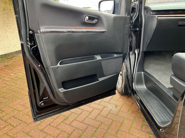 Used Nissan Elgrand 2010 for sale - 67780173: Photo 16