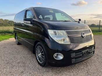 Used Nissan Elgrand 2010 for sale - 67780173: Photo
