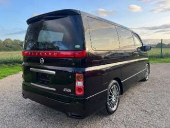 Used Nissan Elgrand 2010 for sale - 67780173: Photo