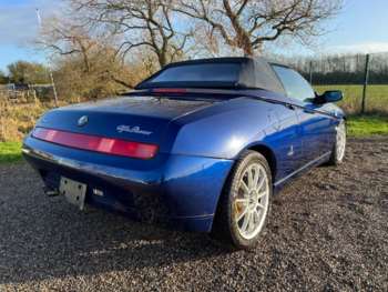 Used Alfa Romeo Spider 2004 for sale - 67714175: Photo