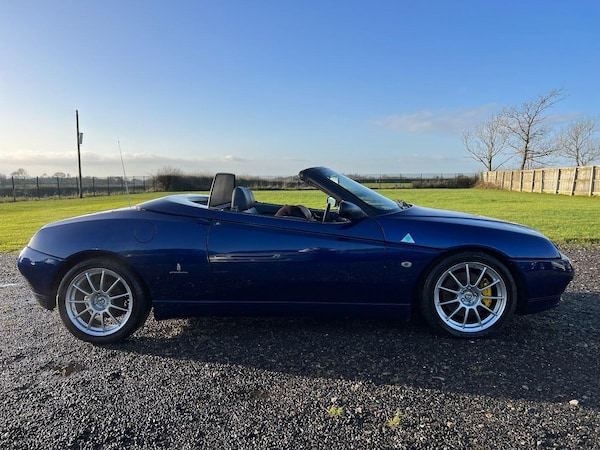 Used Alfa Romeo Spider 2004 for sale - 67714175: Photo 6