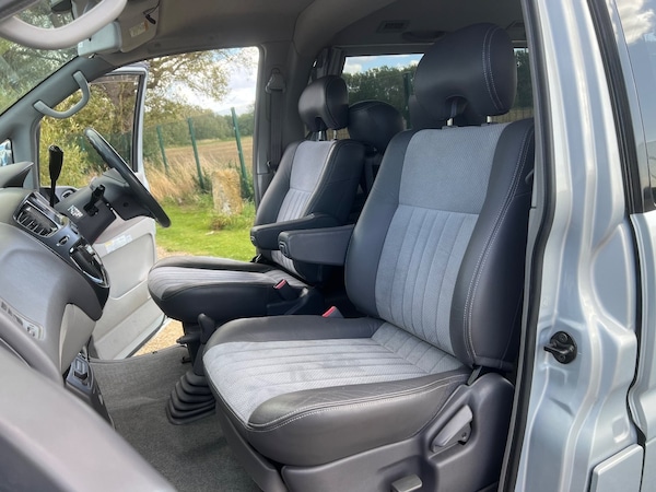 Used Mitsubishi Delica 2006 for sale - 74829881: Photo 10