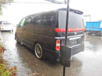 Used Nissan Elgrand 2010 for sale - 74790996: Photo