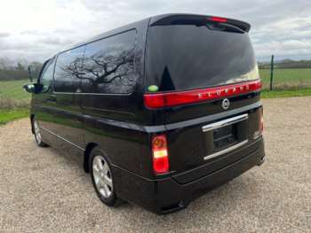 Used Nissan Elgrand 2009 for sale - 67258515: Photo