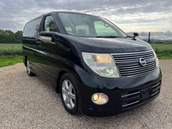 Used Nissan Elgrand 2010 for sale - 67218958: Photo