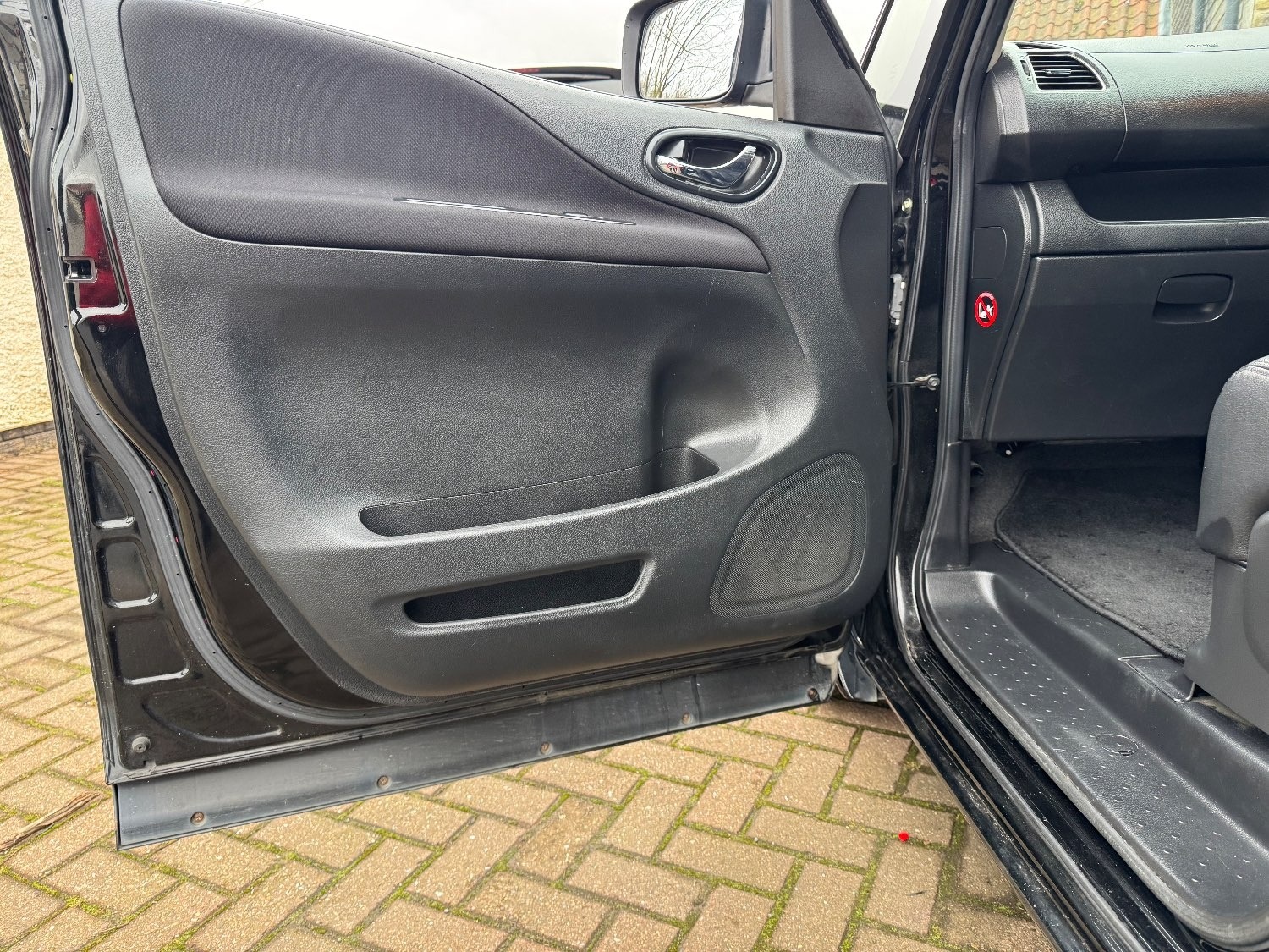 Used Nissan Serena 2013 for sale - 76115690: Photo 16