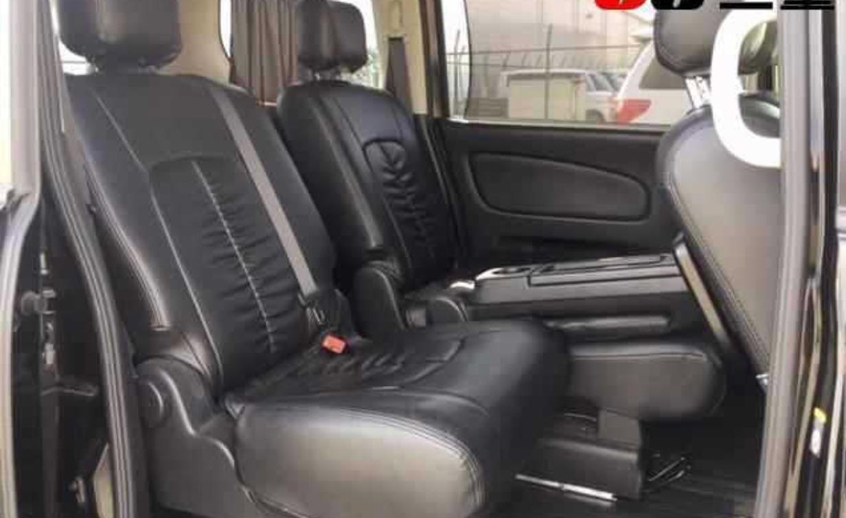 Used Nissan Serena 2013 for sale - 76115690: Photo 8