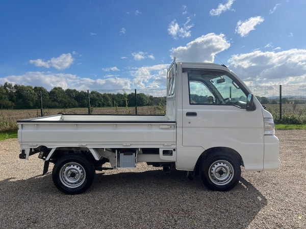 Used Daihatsu Hijet 2014 for sale - 71220841: Photo 6
