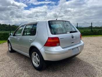 Used Volkswagen Golf 2002 for sale - 69269393: Photo