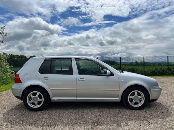 Used Volkswagen Golf 2002 for sale - 69269393: Photo 6