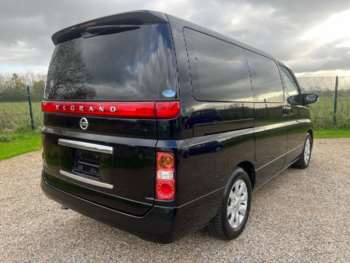 Used Nissan Elgrand 2006 for sale - 71624037: Photo