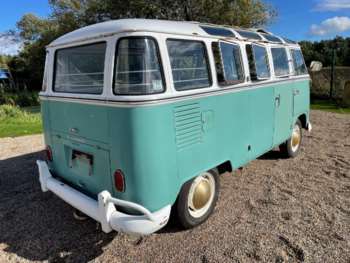 Used Volkswagen Campervan 1963 for sale - 59985997: Photo