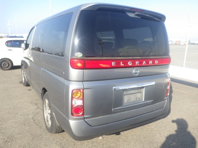 Used Nissan Elgrand 2006 for sale - 76652787: Photo 3