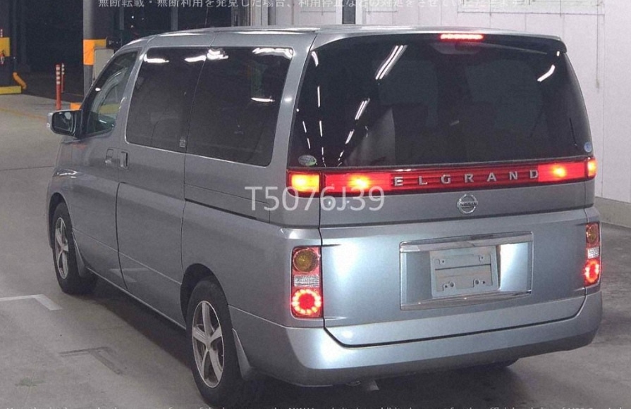 Used Nissan Elgrand 2006 for sale - 76652787: Photo 4