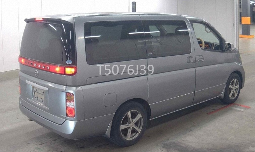 Used Nissan Elgrand 2006 for sale - 76652787: Photo 6